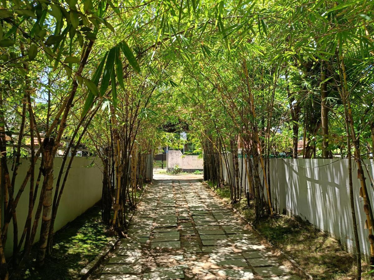 Global Backwater Resort Kollam Eksteriør billede
